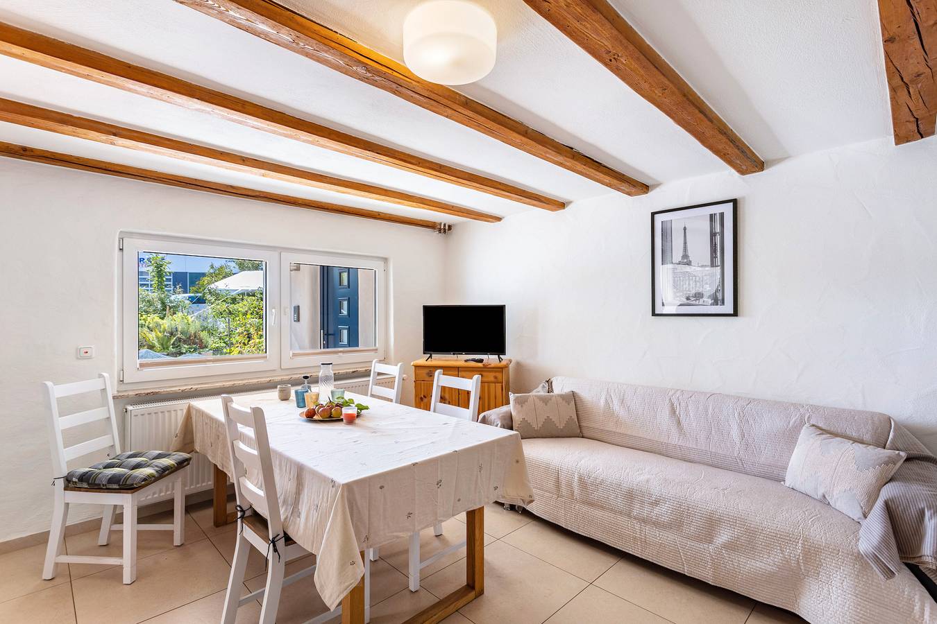 Ganze Wohnung, Ferienwohnung 'Darija' mit privater Terrasse und Wlan in Korbach, Waldecker Land