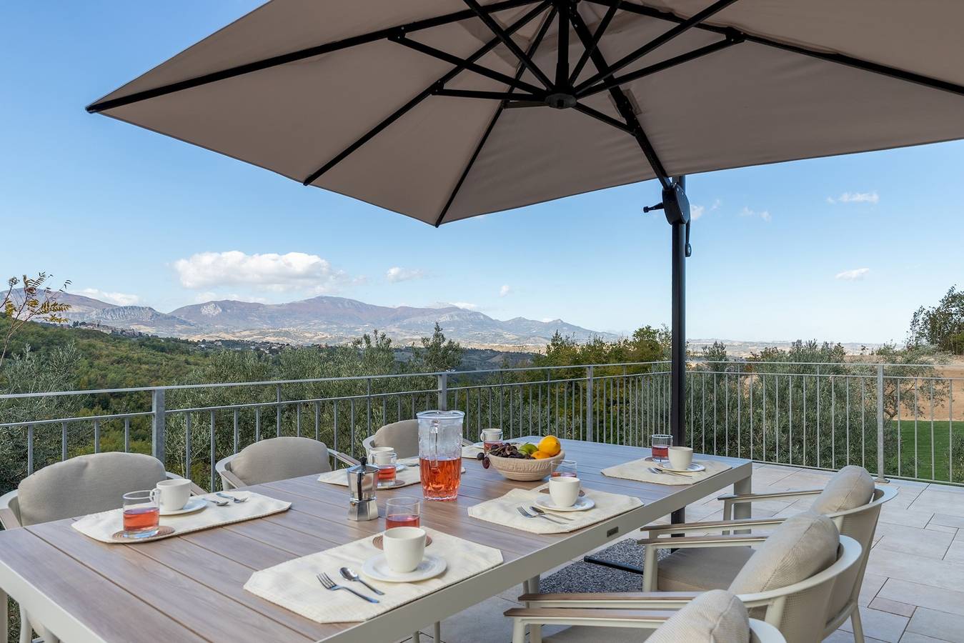 Chalet para 18 personas con terraza in Abbateggio, Parque Nacional de la Majella