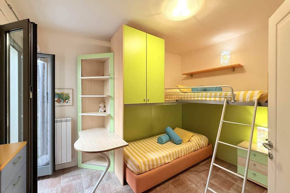 Apartamento Gardenia cerca de Bordighera con una vista encantadora de Montecarlo in San Giacomo (Camporosso), Camporosso