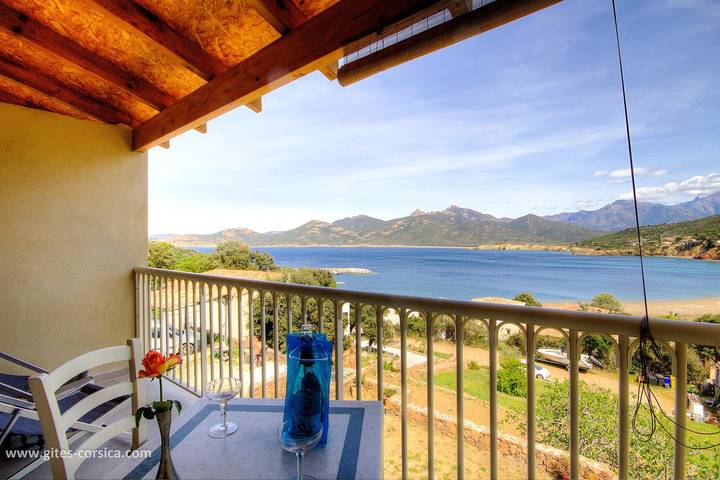 Gîte pour 2 personnes, avec Terrasse et Vue