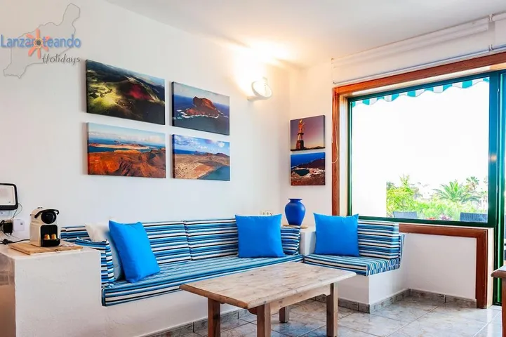 Apartamento de vacaciones para 2 personas, con vistas además de piscina y balcón - 1