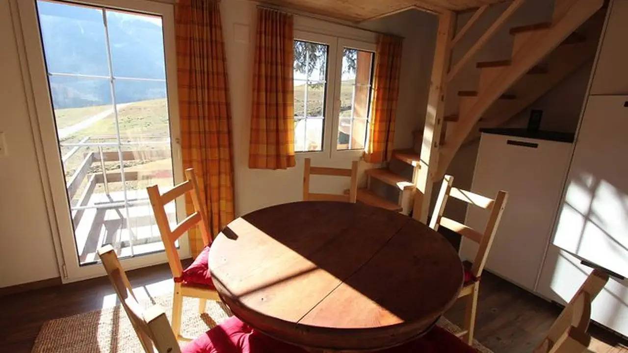 Apartamento vacacional entero, Ferienwohnung für 5 Personen (75 m²) in Gluringen in Reckingen-Gluringen, Goms
