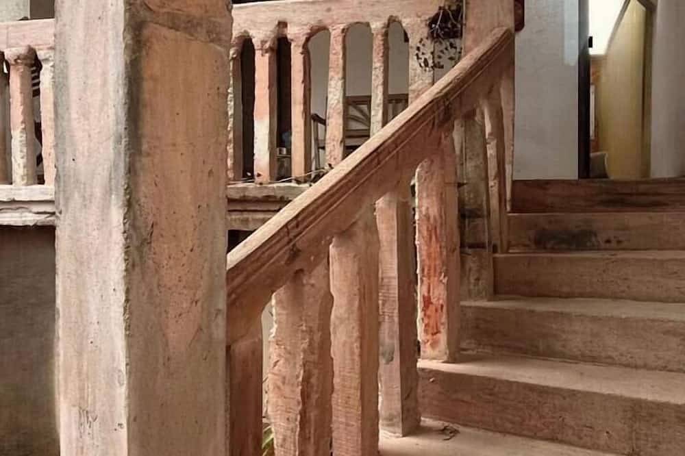 Ganze Wohnung, Fewo Smallsaigon - Appartement/Fewo, Dusche, Wc, 1 Schlafraum in Leiningen, Hunsrück