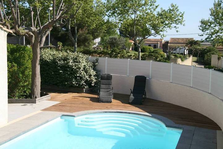 Villa für 6 Personen, mit Terrasse und Garten - 1