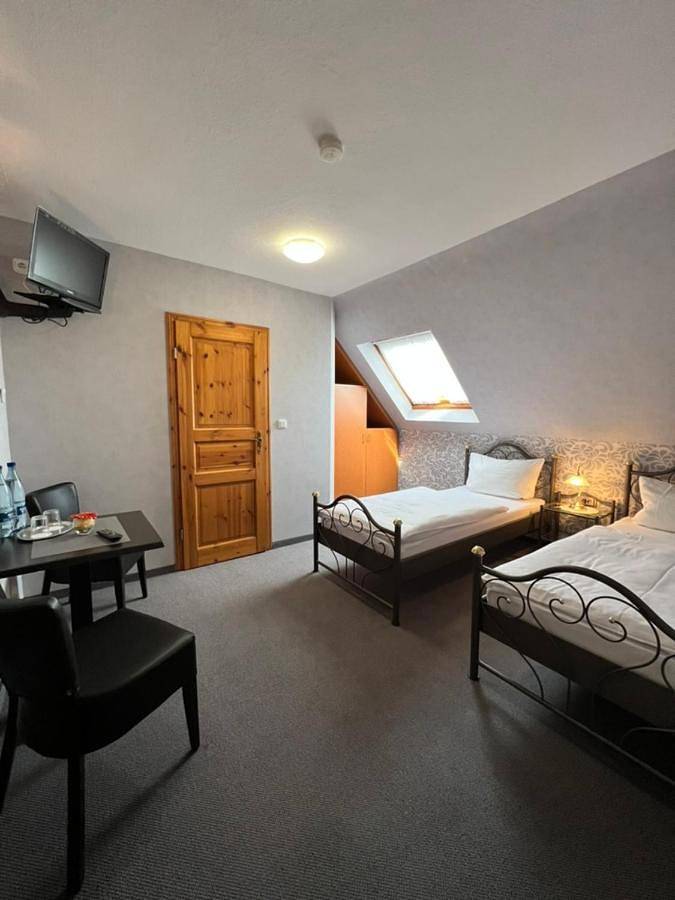 Gîte pour 2 personnes, avec jardin à Nürburg - 4