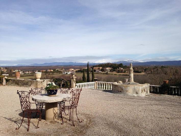 Location de vacances pour 6 personnes, avec jardin ainsi que terrasse et piscine à Montmeyan - 2