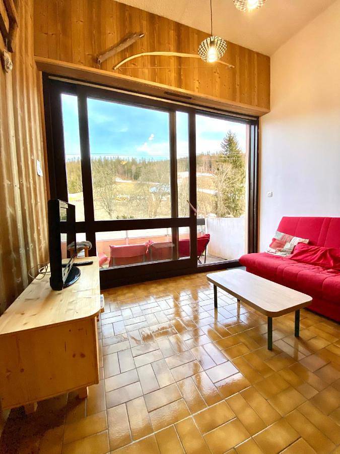 Gîte pour 6 personnes, avec vue et balcon, adapté aux familles à Lamoura - 2