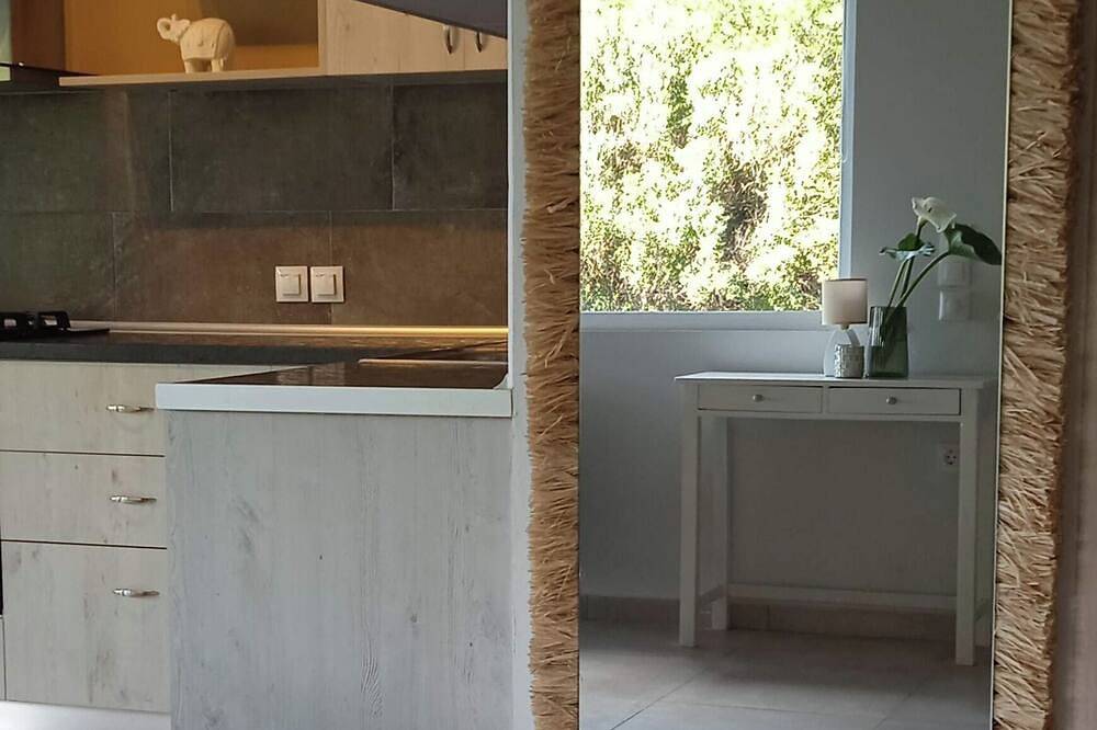 Simple stays and soulful experiences in charming Corfu in Glifada (Korfu), Korfu