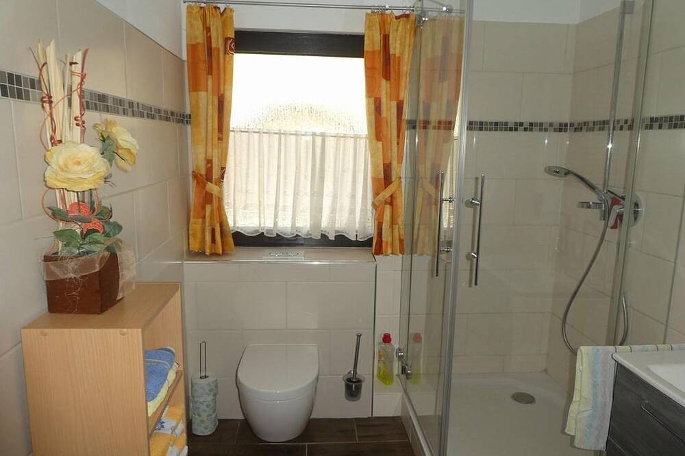 Ganze Wohnung, Ferienwohnung Schober - Appartement/Fewo, Dusche-Wc in Leimbach, Ahrtal