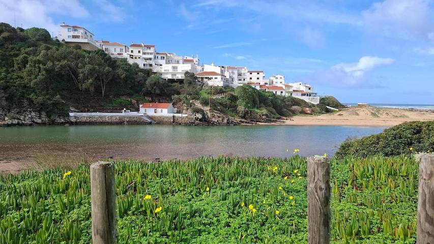 Casa de férias para 6 pessoas, com Terraço e Jardim e ainda Vista em Odeceixe