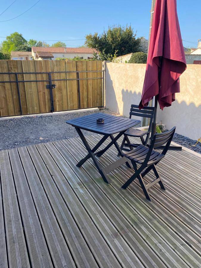 Gîte pour 2 personnes, avec Terrasse à Saint-Sauveur (Aquitaine)