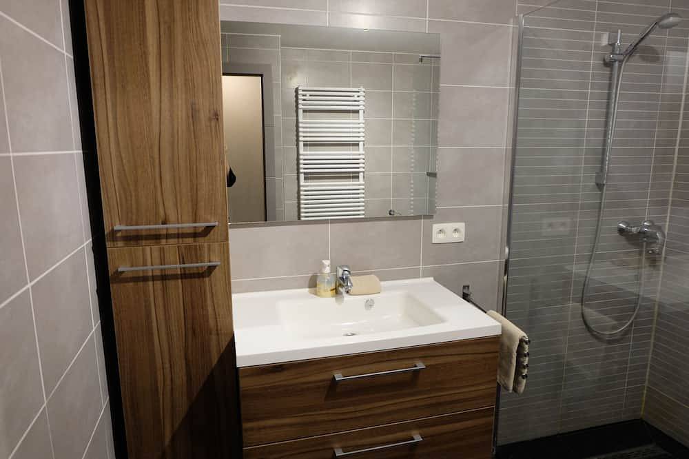 Appartamento intero, Superbo personaggio duplex nel distretto europeo in Ixelles, Brussel e dintorni