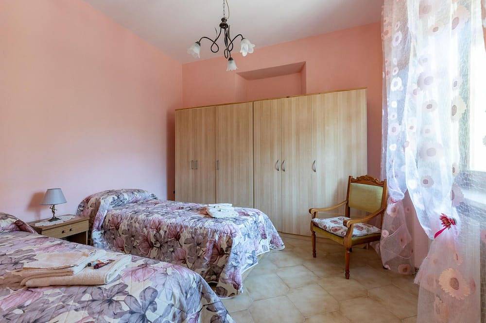 Appartamento intero, Cozy apartment in Castelvecchio Pascoli in Barga, Parco Regionale delle Alpi Apuane