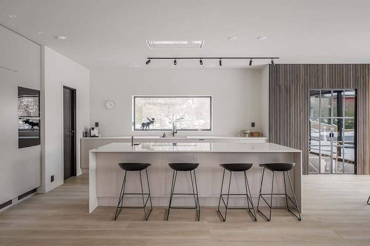 Ferienhaus für 8 Personen, mit Sauna und Garten sowie Balkon und Pool