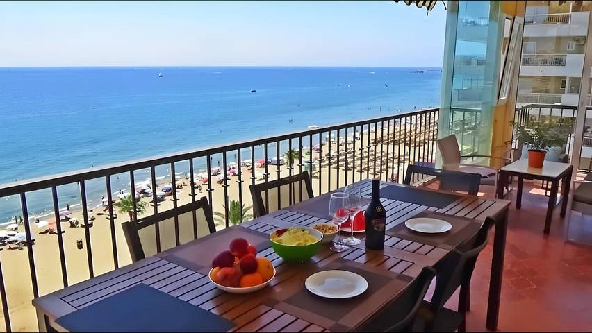 Vacation rental for 6 people, with terrace in Fuengirola