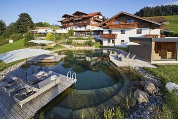 Hotel für 2 Personen, mit Garten und Pool sowie Sauna, mit Haustier in Oberstaufen
