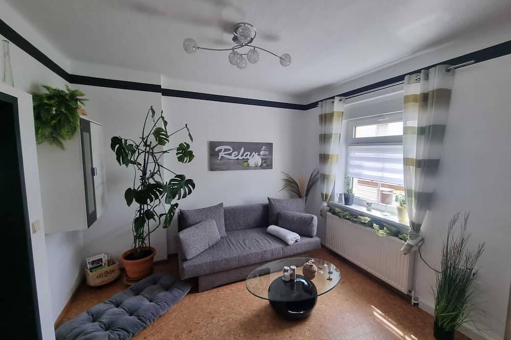 Ganze Wohnung, Ferienwohnung *Zur Weinbergstraße* in Lauta, Lausitzer Seenland