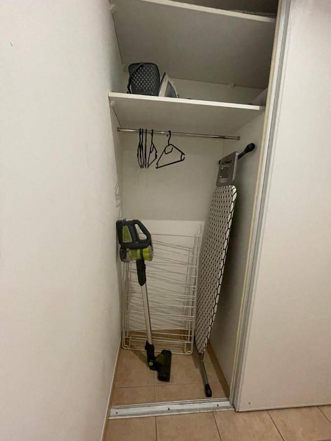 Gîte pour 7 personnes, avec vue et jardin à Vergisson - 4