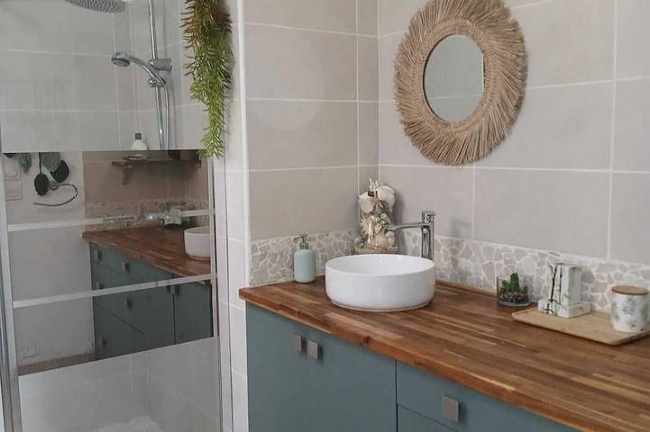 Le cocon provençal, gîte with private jacuzzi in Vers-Pont-du-Gard, Nimes und Umgebung