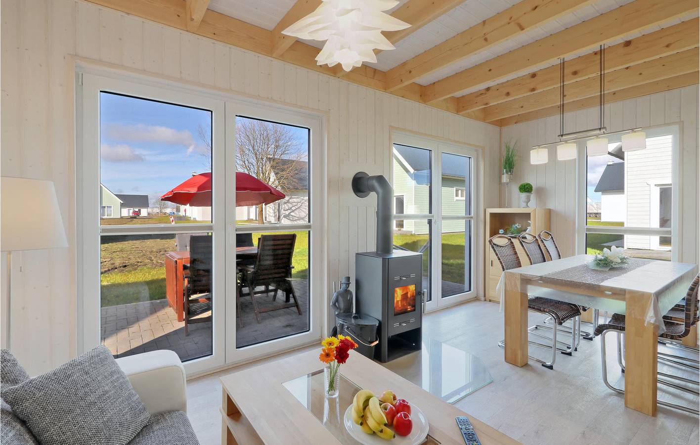 Terrace Apartment 800m to Beach, Parking & Internet in Olpenitz, Kappeln