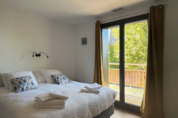 Location de vacances pour 10 personnes à La Chapelle-Aubareil
