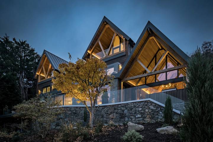 Log cabin for 12 people, with Balcony and Garden in Lake Windermere