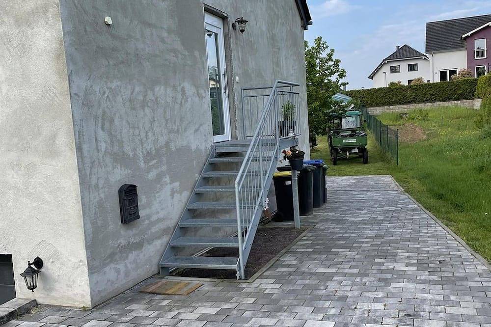 Ganze Wohnung, Schwarze Eule Ferienwohnung - Appartement/Fewo, Dusche, Wc, 1 Schlafraum in Beckingen, Saar-Nahe-Bergland