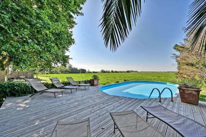 Ferienhaus für 5 Personen, mit Terrasse und Garten sowie Pool