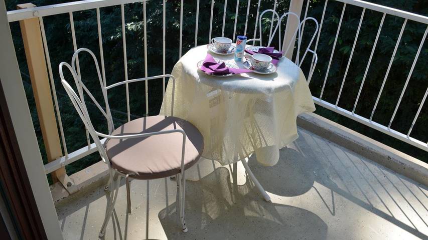 Ferienwohnung für 2 Personen, mit Balkon in Bad Bergzabern - 2