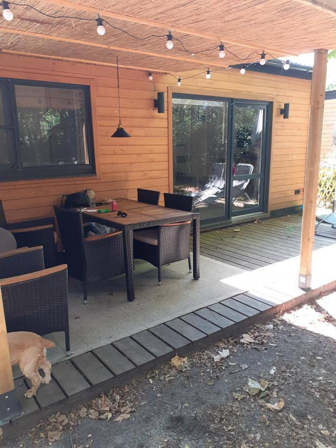 Camping pour 6 personnes, avec Terrasse et Jardin ainsi que Piscine et Vue