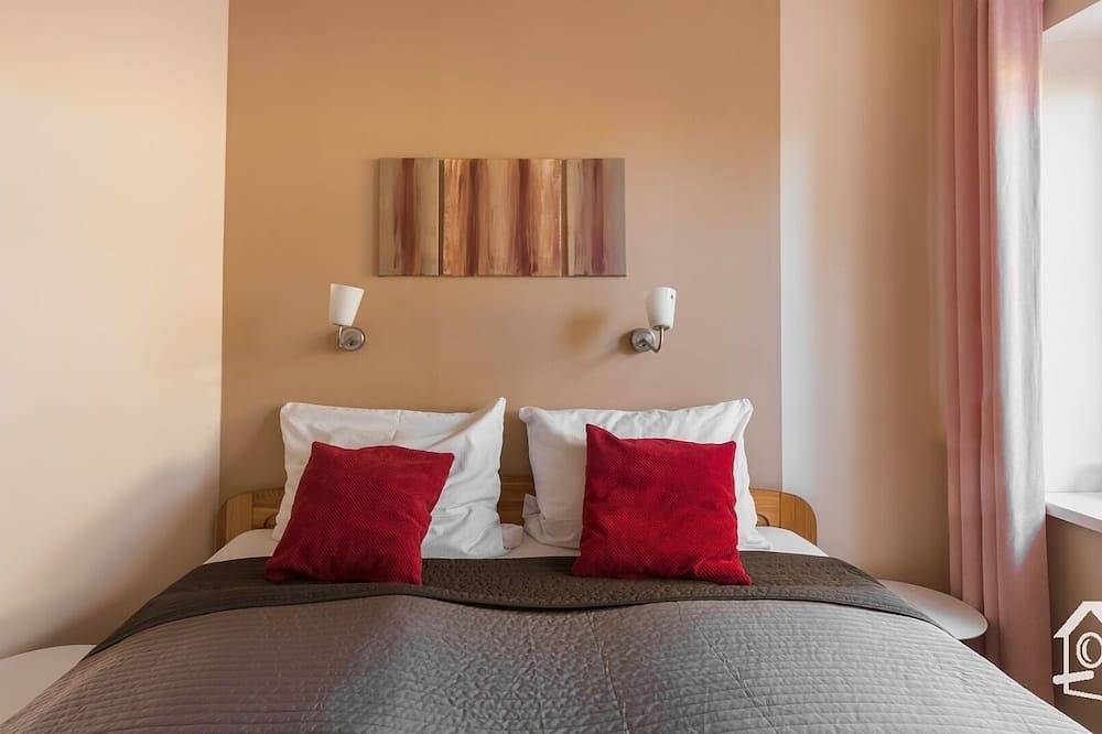 Ganze Wohnung, Exklusive Fewo mit ländlicher Idylle, ca 850m vom Strand entfernt - in Rostock, Rostock und Umgebung