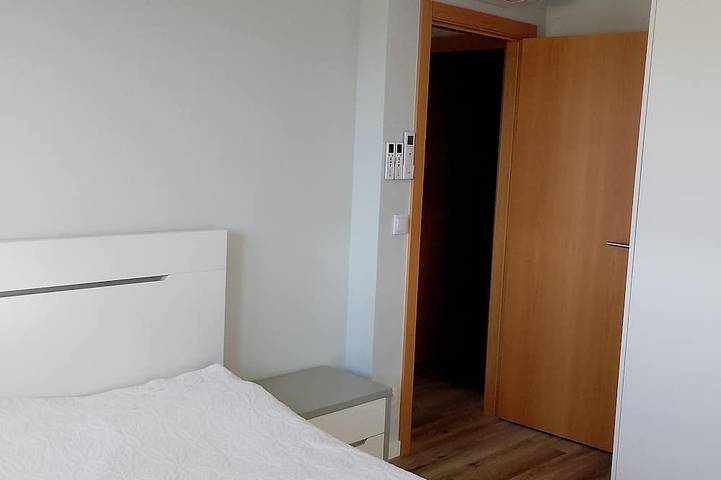 Appartement entier, Logement dans maison avec piscine partagée, 10mn de Braga. Location a la semaine in Passos (São Julião), Braga