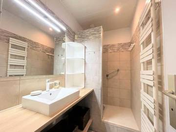 Location De Vacances pour 4 Personnes dans Gréoux-les-Bains, Parc naturel régional du Verdon, Photo 4