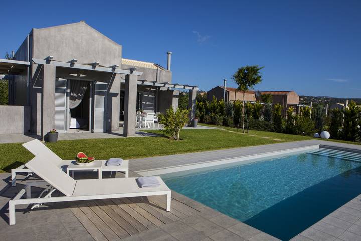 Villa für 2 Personen, mit Terrasse und Garten
