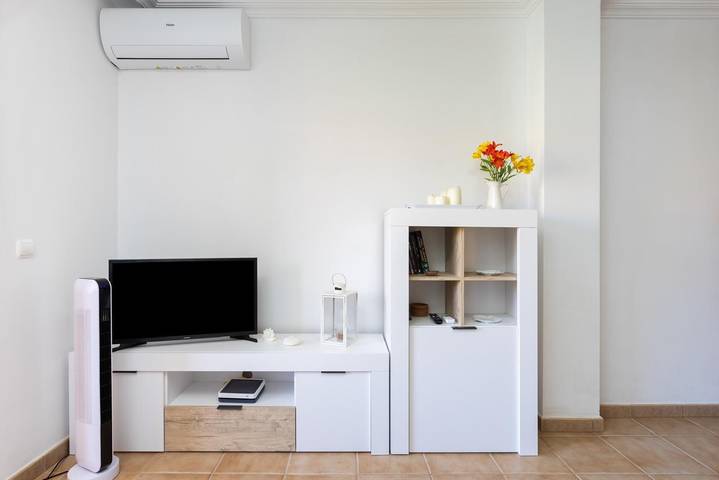 Apartamento entero, Apartamento Vacacional 'Sotavento 3 S' con Piscina Compartida, Wi-Fi y Aire Acondicionado in La Tejita, Granadilla de Abona
