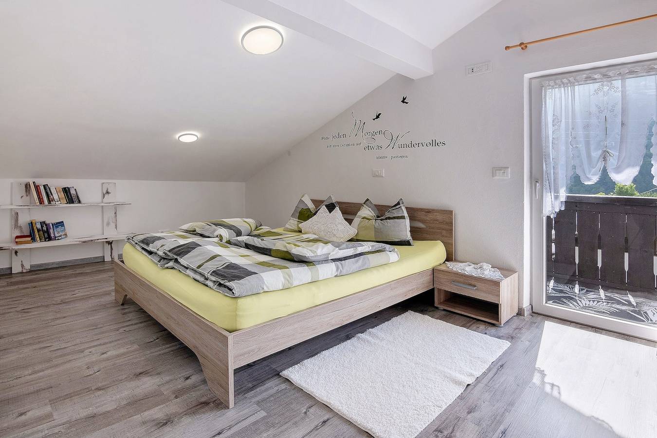 Entire apartment, Apartment 'Kuchler' with Mountain View, Private Terrace and Wi-Fi in Riffian, Texel Group