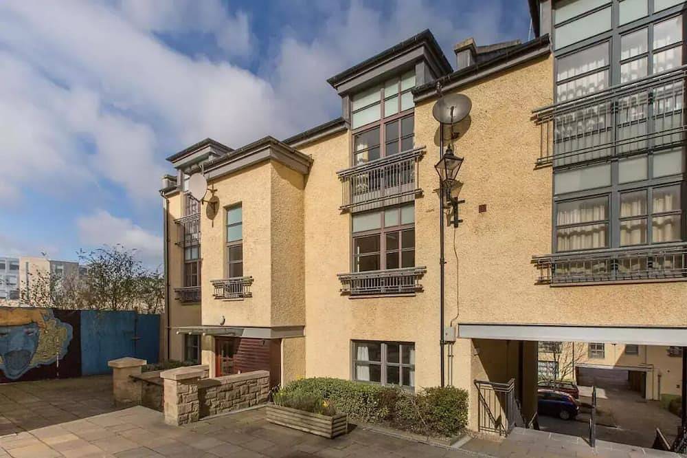 Apartamento entero, Next to the Palace and Royal Mile with parking in Edimburgo, Lothian