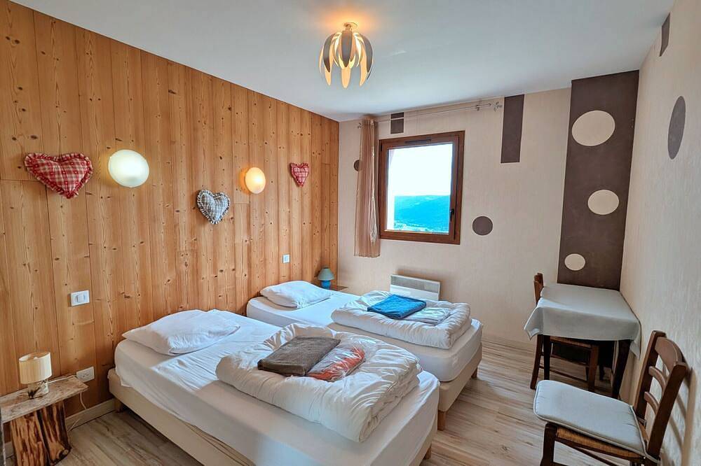 Renovated Vosges Farmhouse with Comfort & Nature for 7, Wifi, Pets Welcome in Vagney, Parc naturel régional des Ballons des Vosges