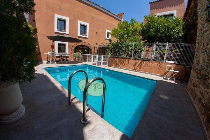 Casa rural para 4 personas, con Terraza además de Jardín y Piscina en La Serena - 2