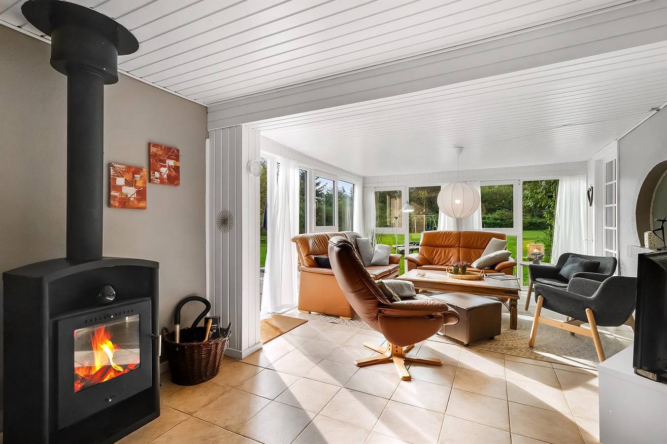 Stunning home in Ringkøbing w/ Sauna, Indoor swimming pool and 4 Bedrooms in Lodbjerg Hede, Ringkøbing