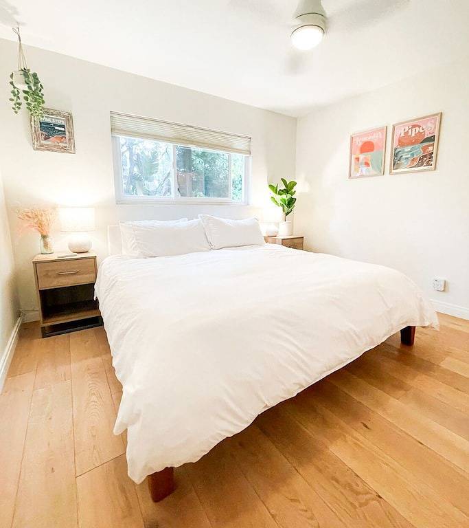 Walk to the beach or relax and grill outdoors in the amazing yard! in Encinitas, San Diego County