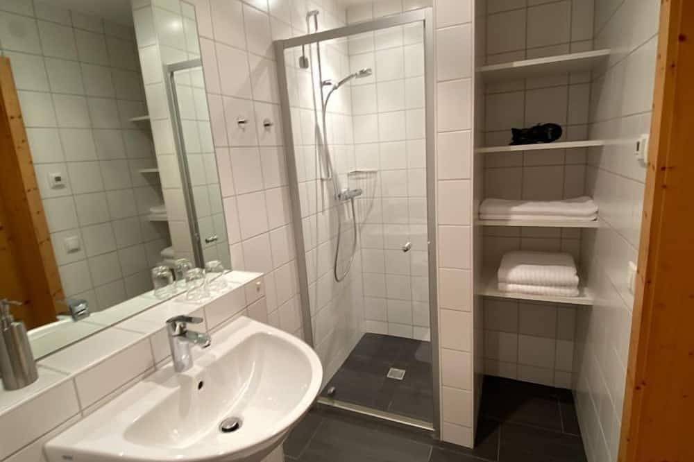 Ganze Wohnung, Ihre Ferienwohnung im Naturschneeparadies in Wald am Arlberg, Dalaas