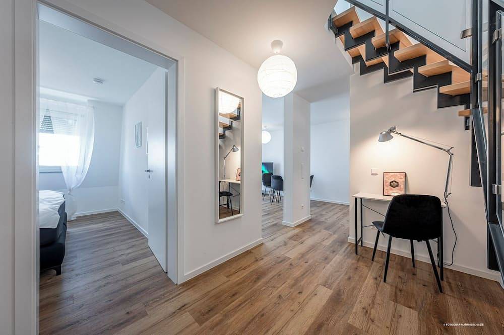 Ganze Wohnung, Artdesign - 8 Pers - nähe Speyer Mannheim Heidelberg in Hockenheimring, Hockenheim