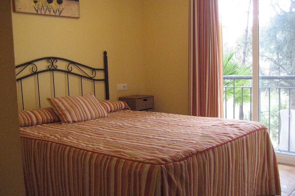 Residencial Golf Playa Iv in Islantilla, Lepe