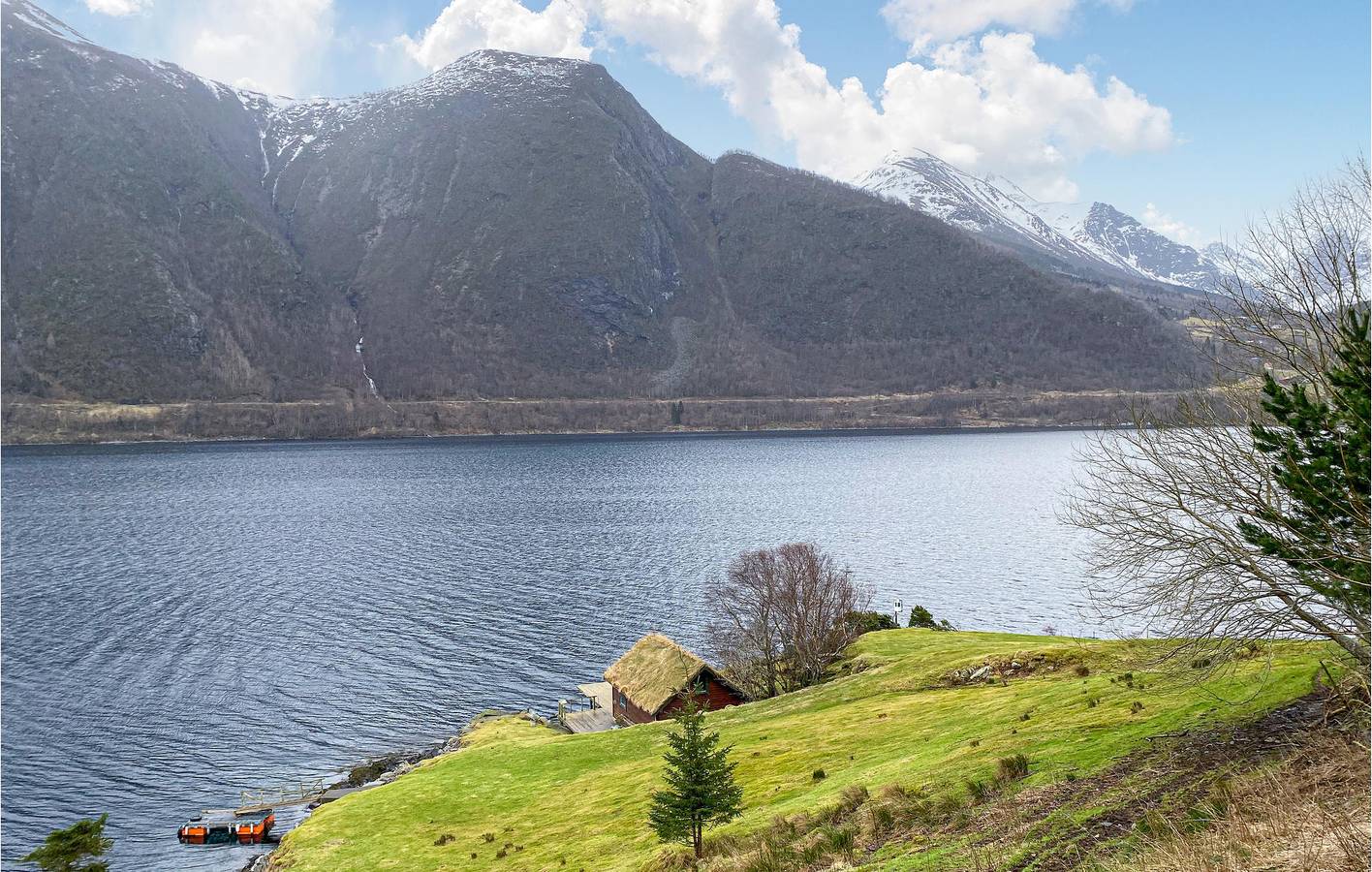 Casa de vacaciones para 4 personas con jardín in Volda