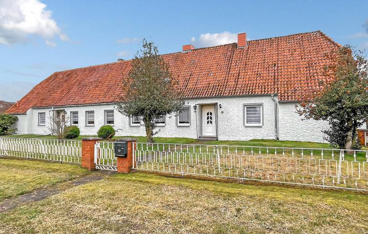 Ganze Ferienwohnung, Gemütliche Wohnung bei Wredenhagen mit Parkplatz & Flussblick in Wredenhagen, Müritz