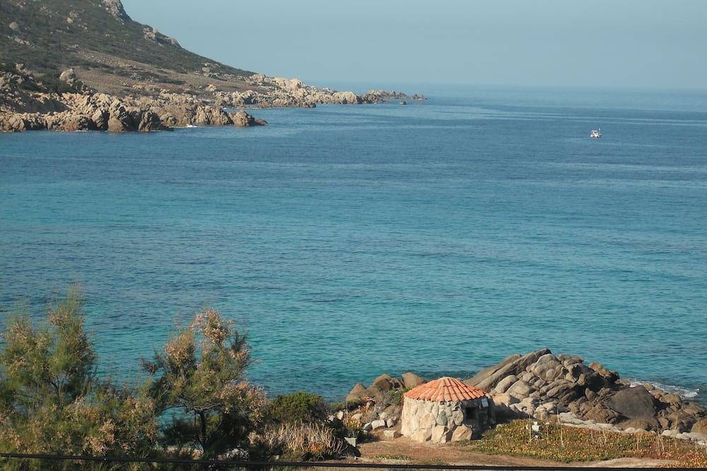 Appartamento intero, Spiaggia sud di Tizzano Corsica a 120m in Tizzano, Sartena