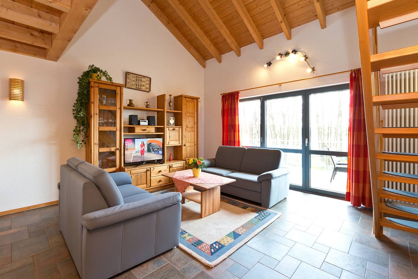 Ganze Wohnung, Ferienwohnung 'Maribell Appartement' mit Seeblick,Ruderboot, Balkon und Wlan in Jabel, Mecklenburgische Seenplatte