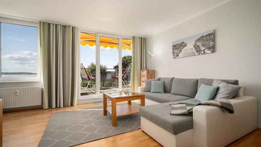 Ferienwohnung für 3 Personen, mit Balkon an der Müritz