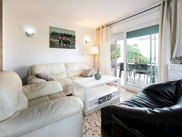 Ferienhaus für 12 Personen, mit Terrasse und Garten in Benajarafe - 3